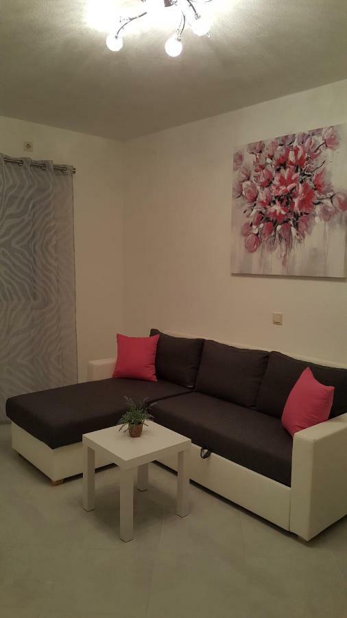 Mimi Apartment Makarska