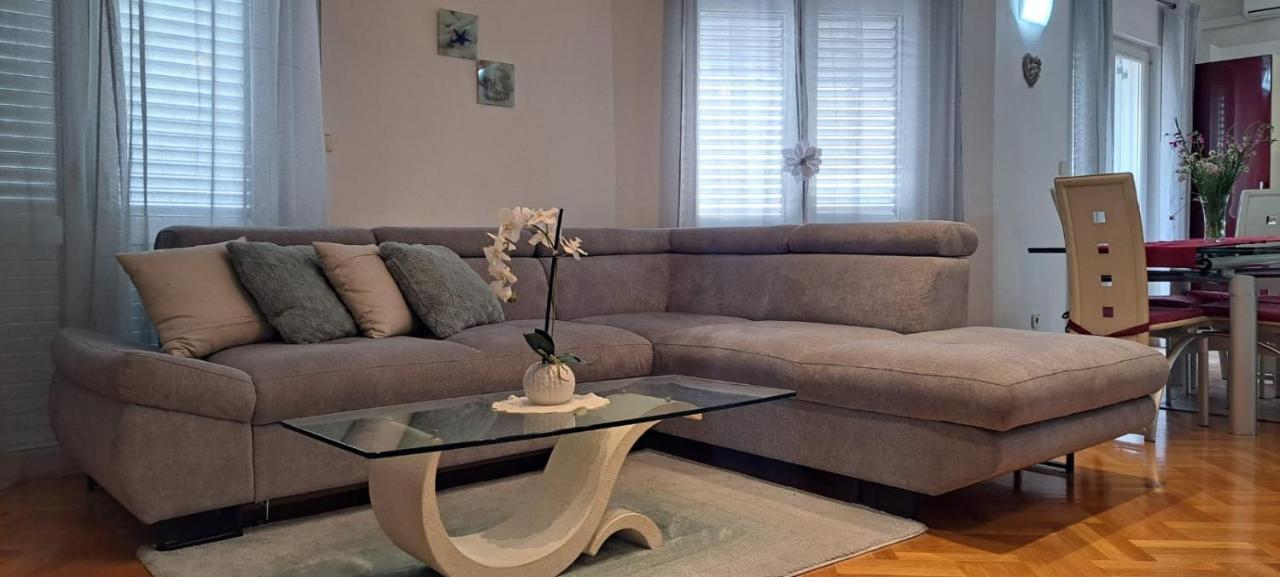Mimi Lägenhet Makarska